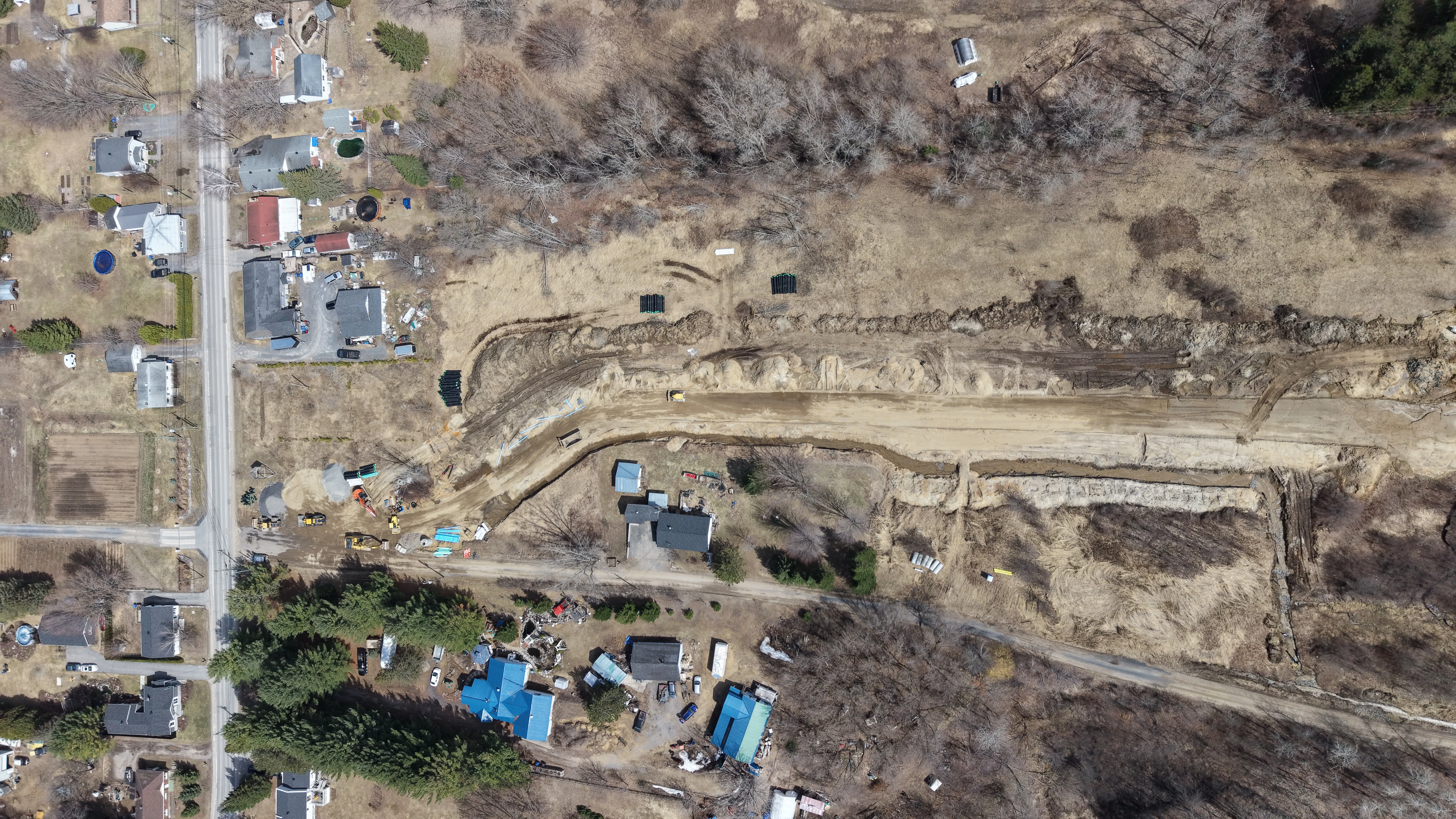 Vue aérienne du chantier de viabilisation au Chemin 15, Notre-Dame-des-Prairies